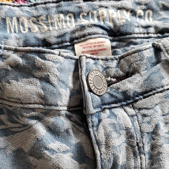 Massimo Jean Shorts - Picture 3 of 6